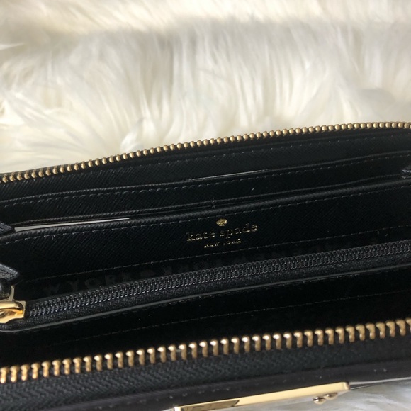 Kate Spade stripe wallet - Picture 2 of 3